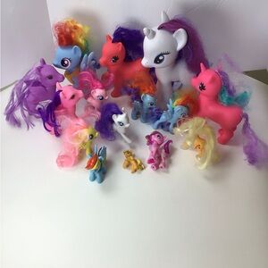 Large Mixed Lot Of My Little Pony Figures 15 Pieces Of Various Sizes